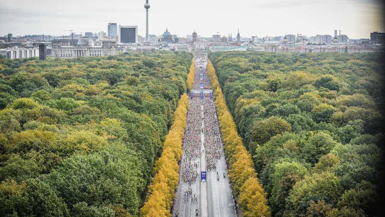A helicopter view of the Berlin Marathon