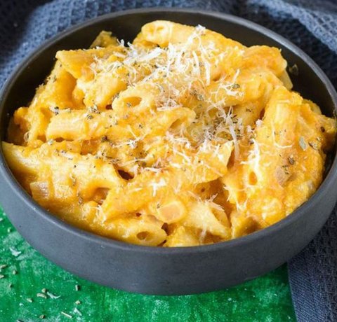 A lovely bowl of cheesy pasta